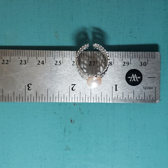 Sterling Silver 925 Ring With Cream Freshwater pearl, adjustable - Picture 4 of 4